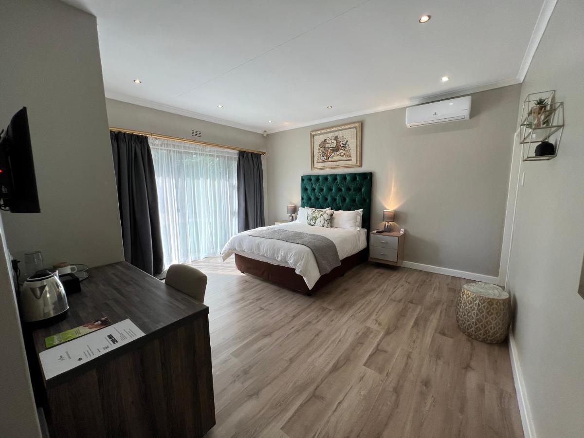 Le'Ciara Luxury Guest House ヨハネスブルグ エクステリア 写真