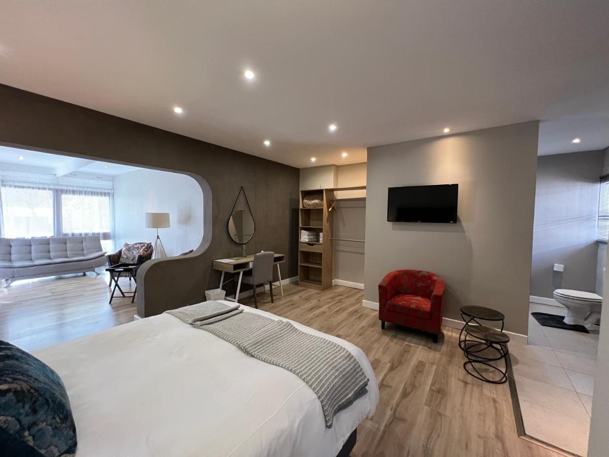 Le'Ciara Luxury Guest House ヨハネスブルグ エクステリア 写真