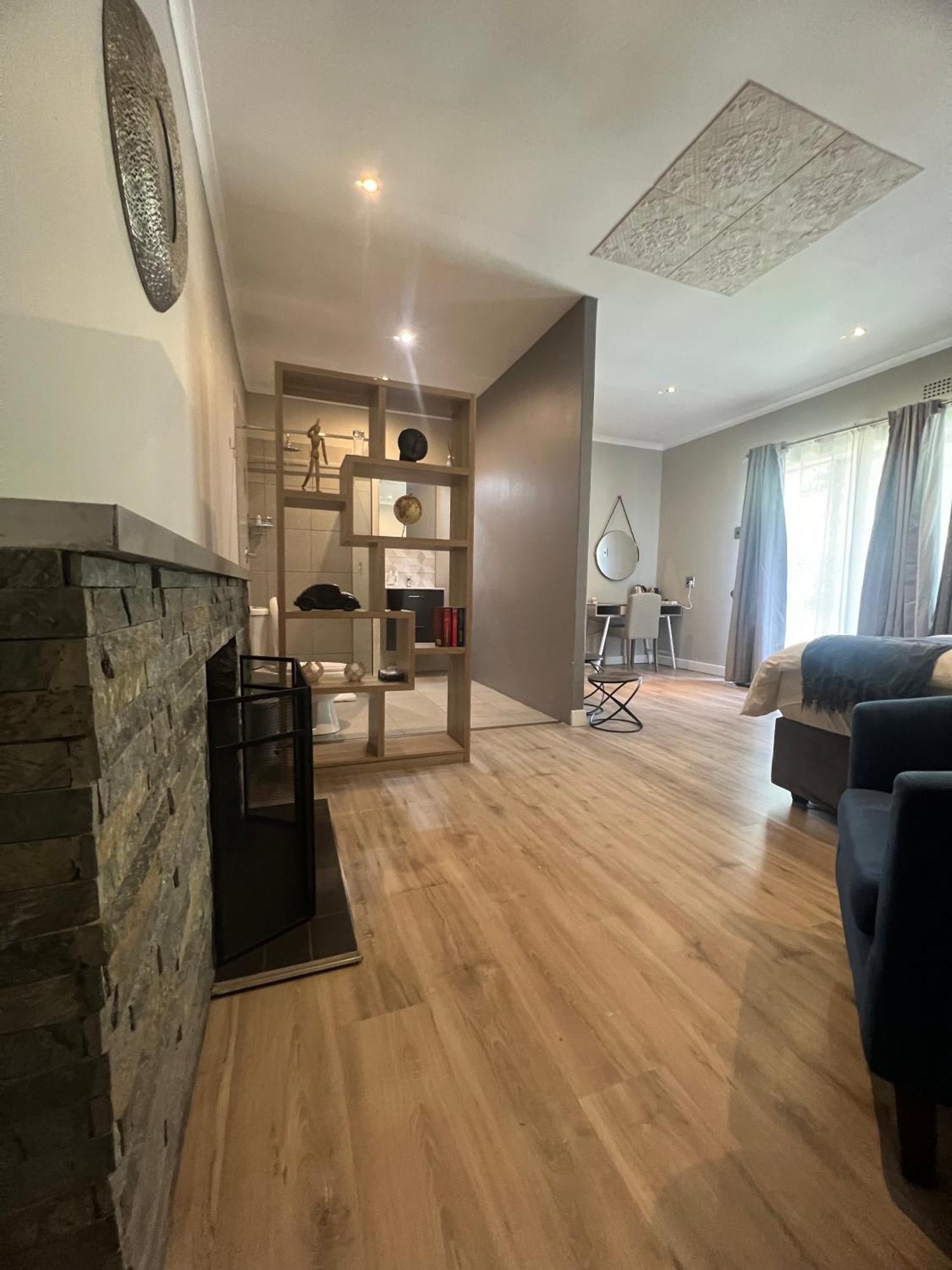 Le'Ciara Luxury Guest House ヨハネスブルグ エクステリア 写真