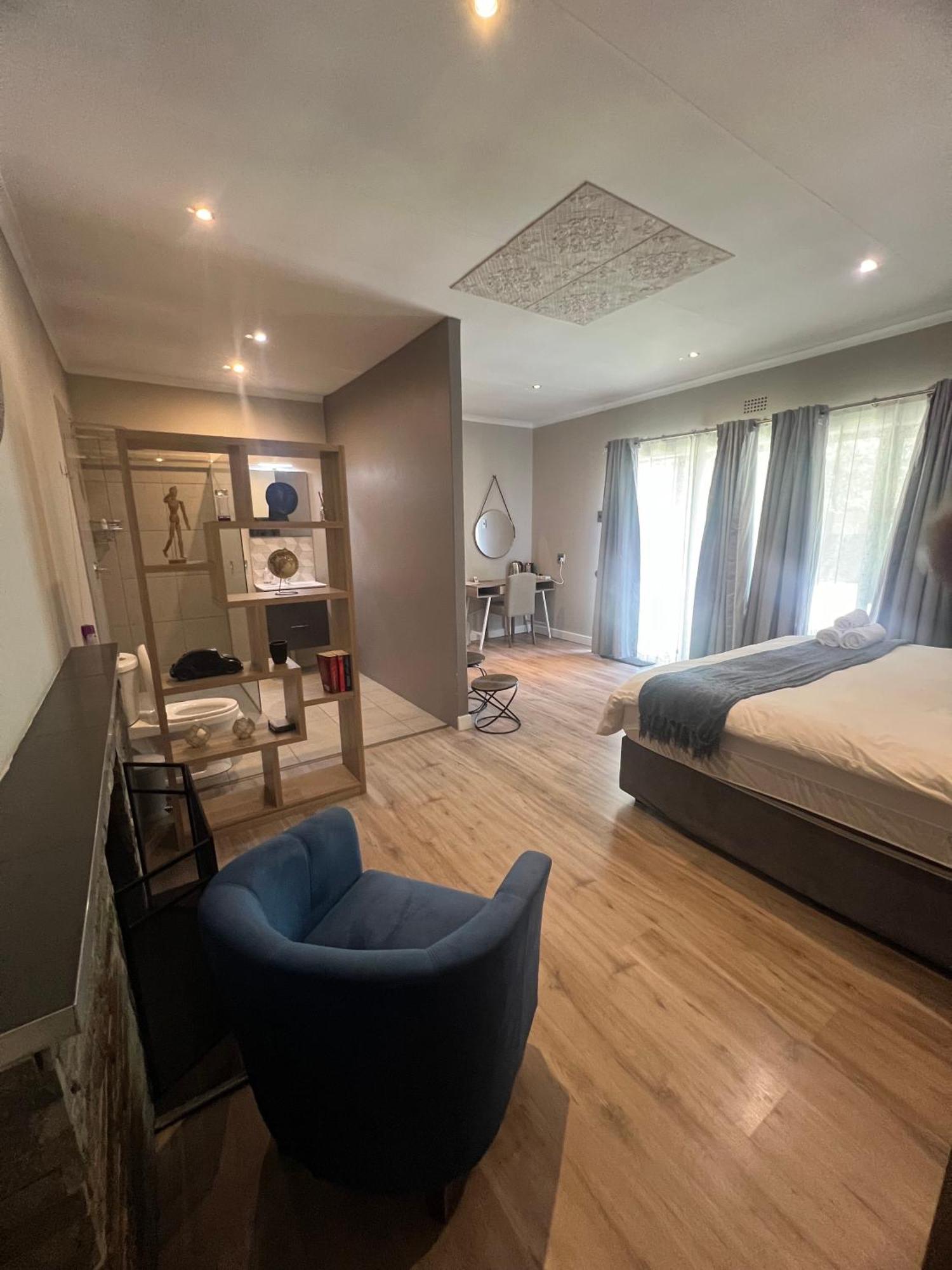 Le'Ciara Luxury Guest House ヨハネスブルグ エクステリア 写真